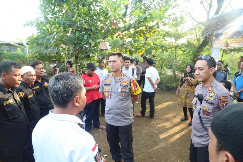 Kapolrestabes Medan Blusukan Diwilkum Patumbak Dengan Gowes Bersepeda