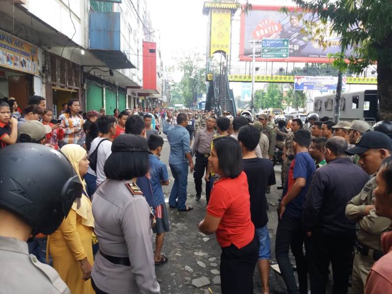 Polsek Medan Baru Tertibkan PKL Petisah