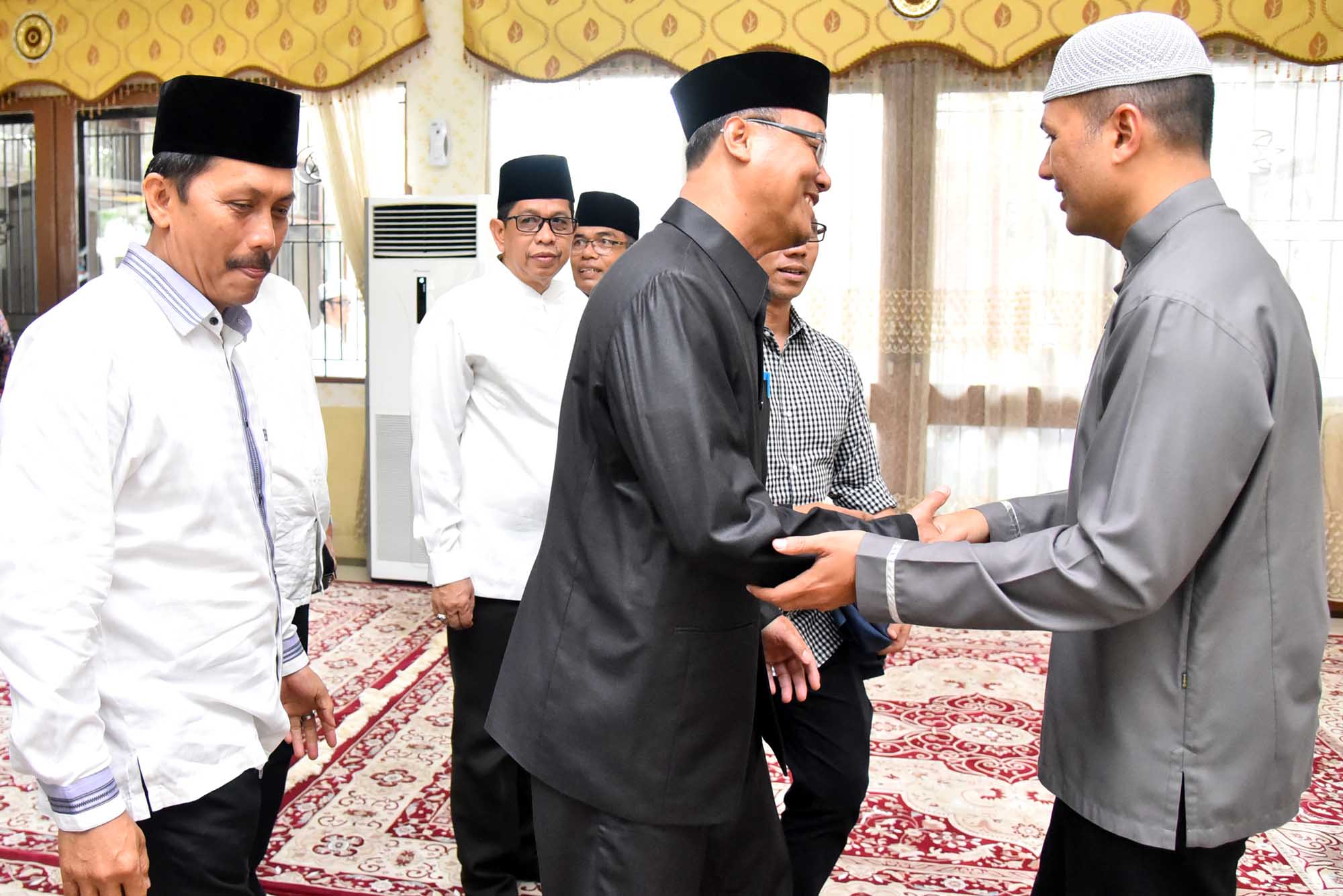 Wagub Silaturahim Bersama Pengurus IPHI Sumut Santuni Anak Yatim dan Makan Bersama
