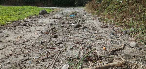 Proyek Jalan Juma Kerangen Sukadame Diprotes Warga