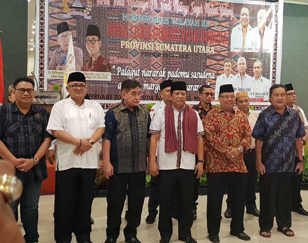 Caleg Hanura Rianto SH Dapat Dukungan Sebagai Anak Boru Oleh Hima Lubis