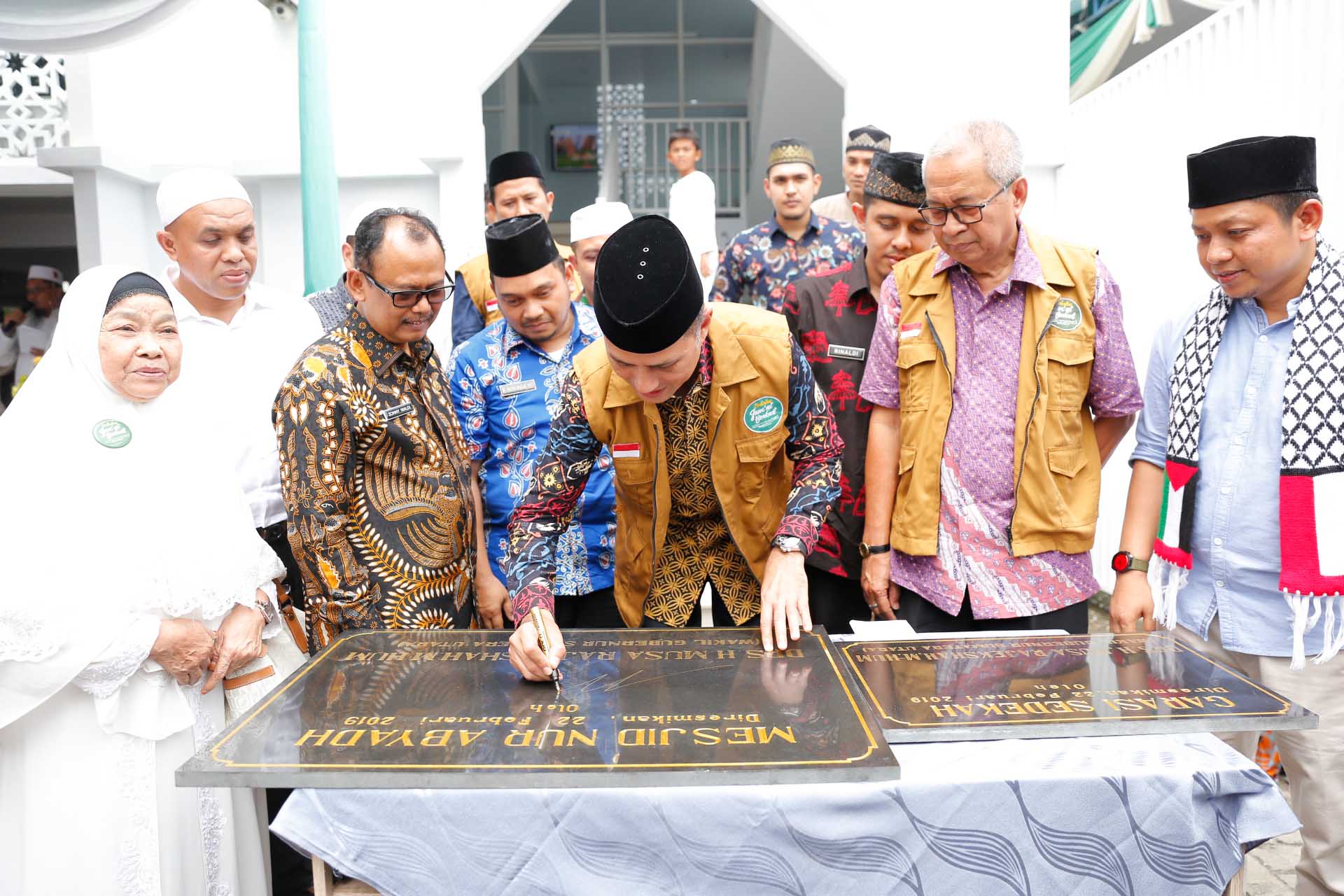 Wagubsu Resmikan Masjid Nur Abyadh, Masyarakat Diajak Tingkatkan Kualitas Iman