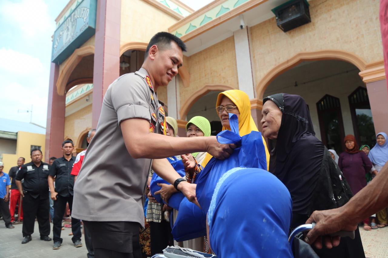 Got Roy Masal, Polrestabes Medan Santuni Kaum Dhuafa