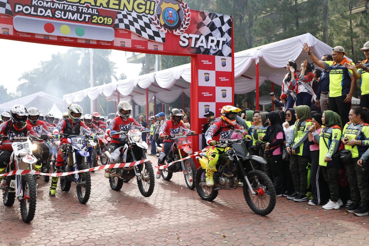Kapolda Sumut Lepas 2000 Rider Komunitas Trail Polda Sumut 2019