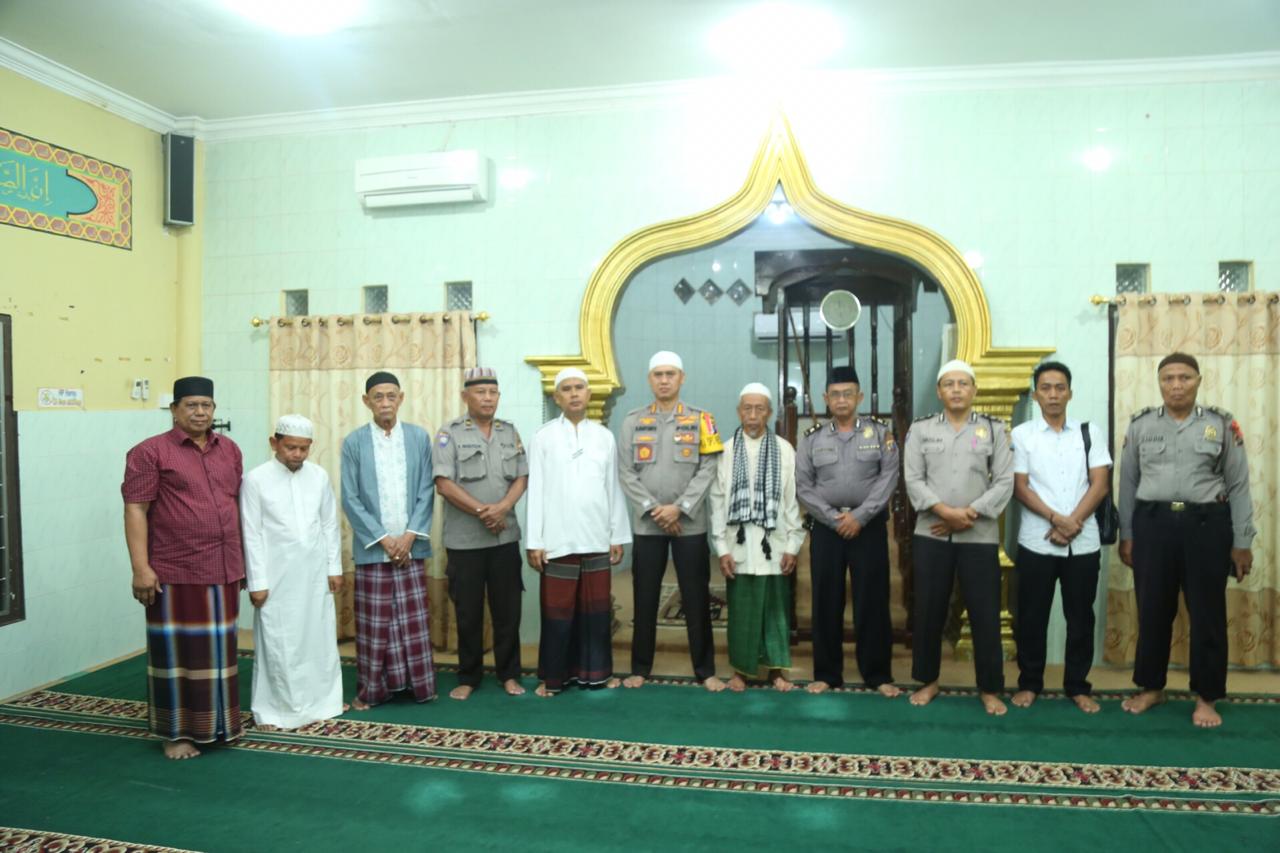Sholat Subuh Berjamaah di Masjid Al Muqarrom, Kombes Pol Dadang Sampaikan Pesan Kamtibmas