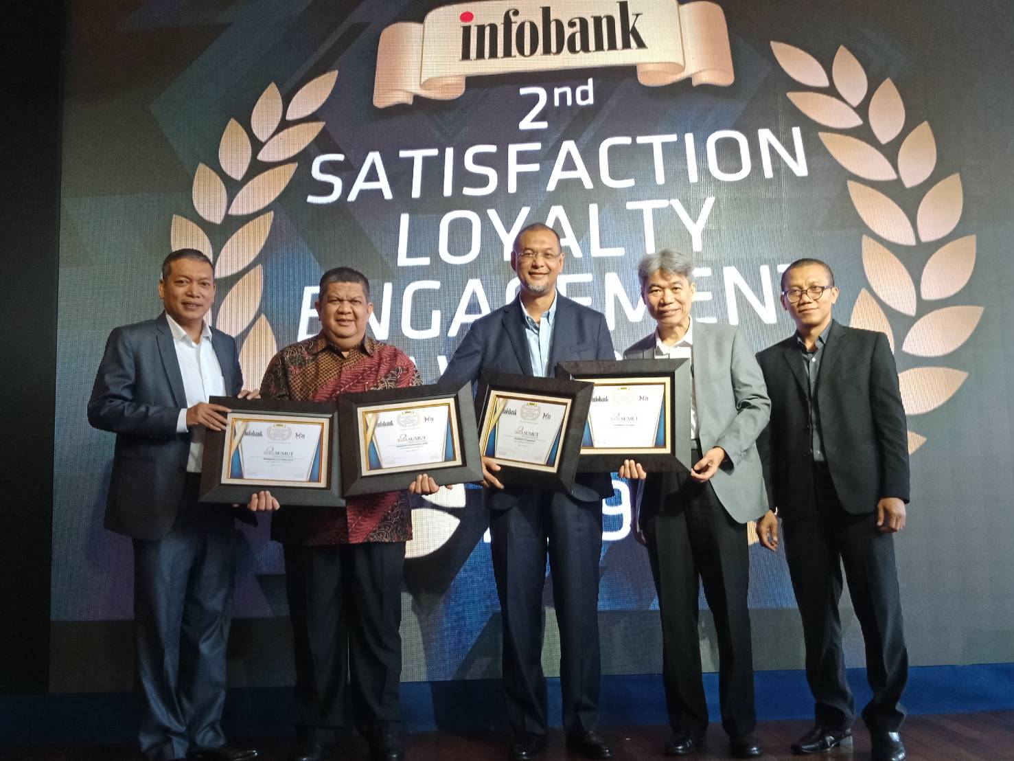 Bank Sumut Raih 4 Penghargaan di Infobank SLE Award 2019