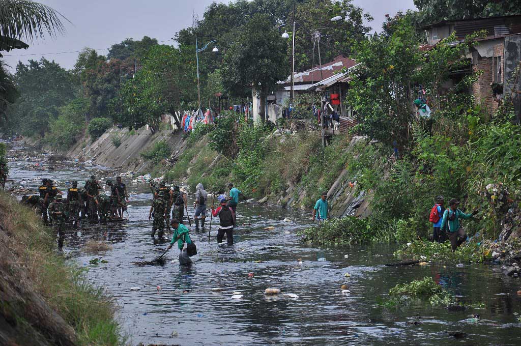 Sungai Kera Dibersihkan