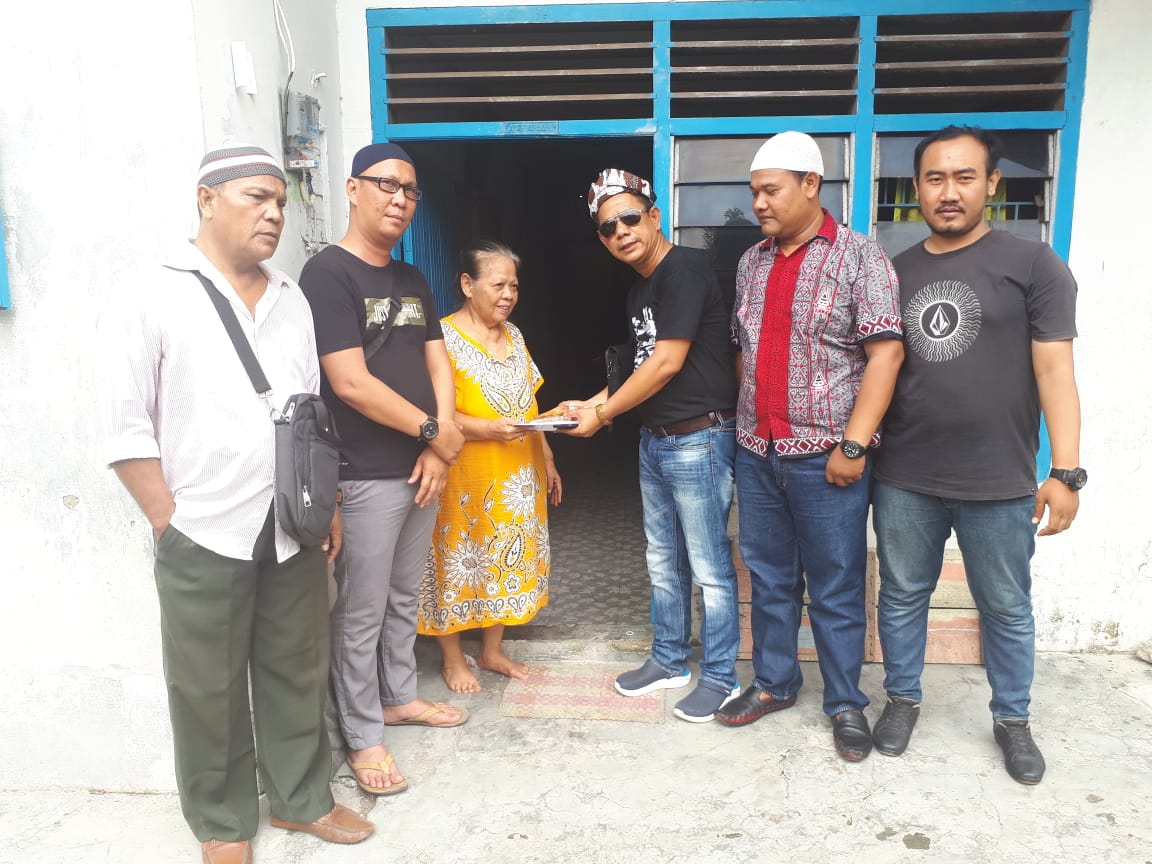 Patut Dicontoh, Pewarta Polrestabes Medan Gelar Jumat Barokah