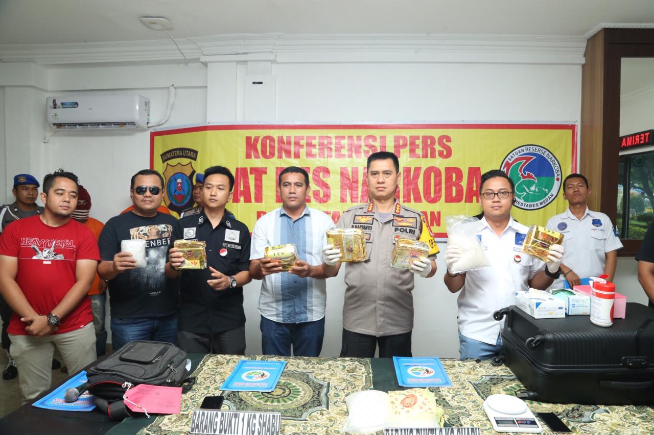 Polrestabes Medan Ungkap Peradaran Narkoba, 2 Kurir dan 9 Kg Shabu Senilai 9 Miliar Diamankan
