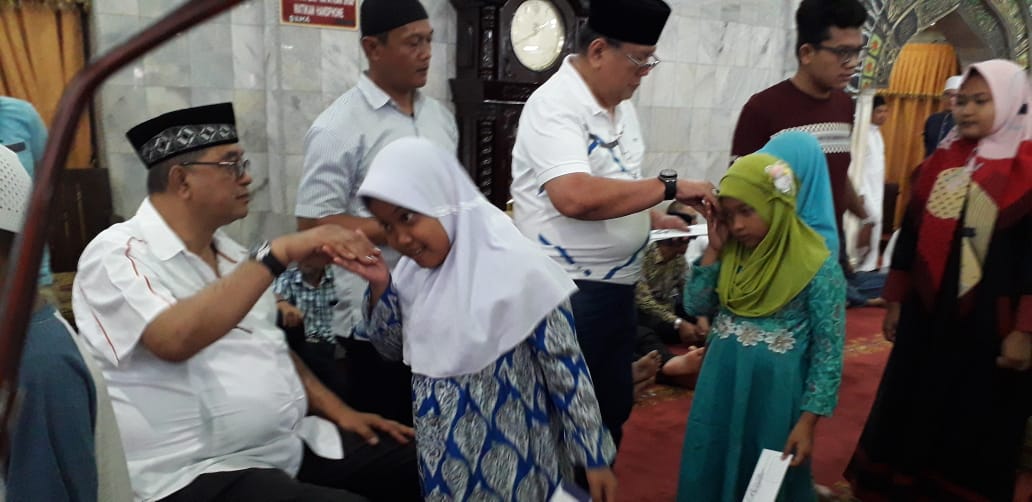 Milad ke 61, Wujud Rasa Syukur H Yuslin Berbagi Bersama Anak Yatim