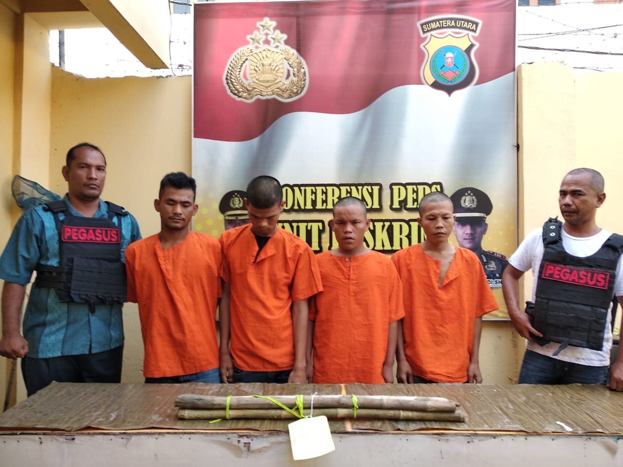 Polsek Patumbak Ringkus 4 dari 8 Orang Pelaku Penyerang Loket Angkutan Umum KBT