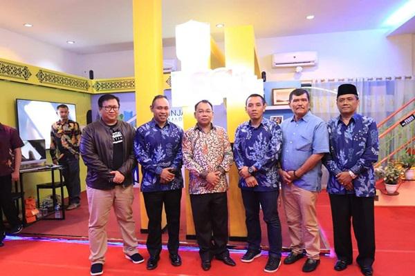 Idaham Ingin Kembangkan Keahlian Membatik Kelompok Difabel