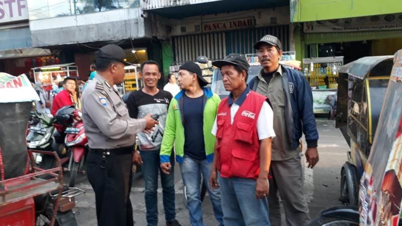 Binmas Polsek Medan Baru Sampaikan Pesan Kambtibmas