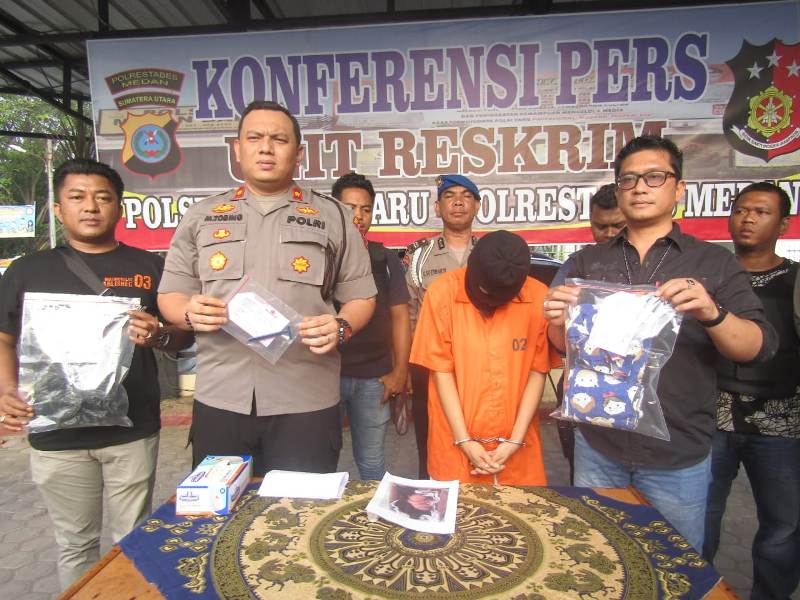 Polsek Medan Baru Amankan Ibu Pelaku Pembuang Bayi, Pelaku : Saya Khilaf dan Menyesal