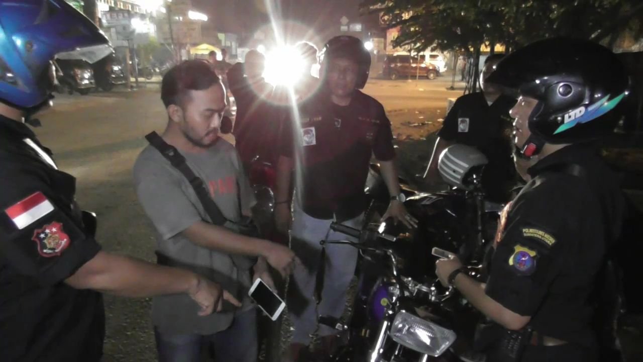Polsek Medan Area Ringkus Lima Pria dan Razia 10 R2 Tanpa Dokumen, Dua Pelaku Curanmor Turut Dibekuk