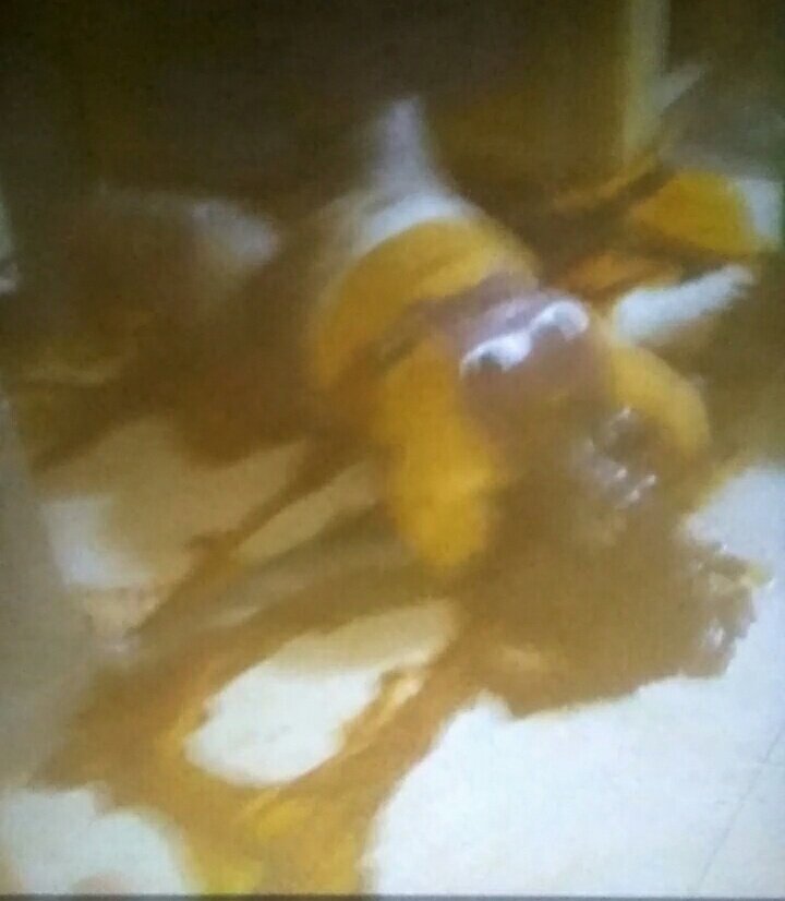 Wanita Pekerja Cafe Tewas Membusuk Didalam Kamar Kos