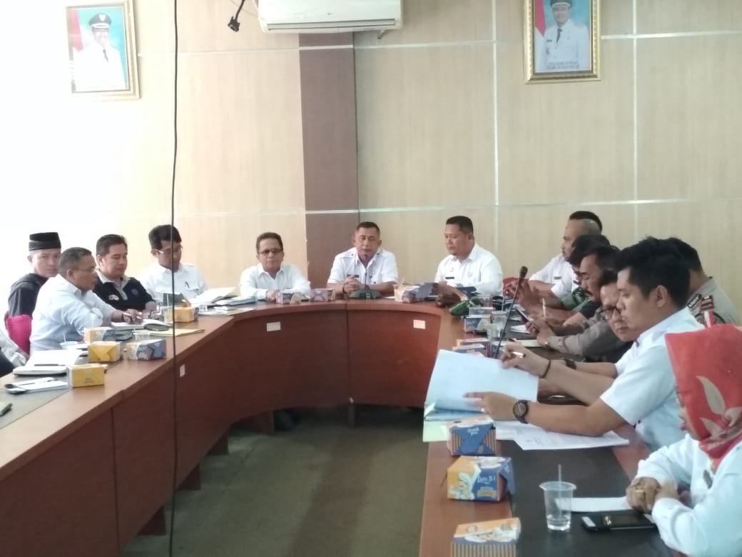 PEMKAB SOLOK BAHAS TINDAK LANJUT PENYELESAIAN PERMASALAHAN PERTAMBANGAN