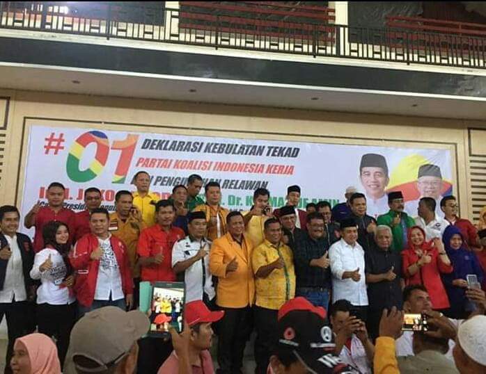 Ribuan Pendukung Jokowi-Amin dan Partai Koalisi Indonesia Kerja  Deklarasikan Kebulatan Tekad di Asahan  ASAHAN | SUMUT24