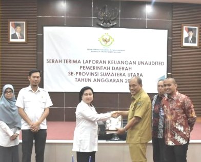 Wali Kota Serahkan LKPD T.Tinggi 2018