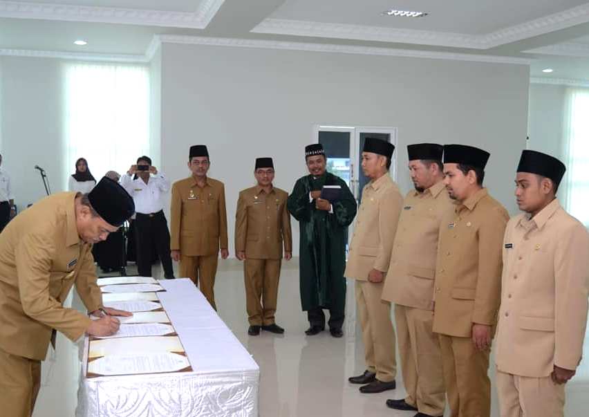 4 Pejabat UPPBJ T.Tinggi Dilantik