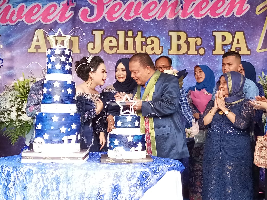 Bupati Langkat Berikan Kado Mobil Mini Coper, Syukuran Ultah ke 17 Putri Bungsu Ayu Jelita Br Perangin-Angin