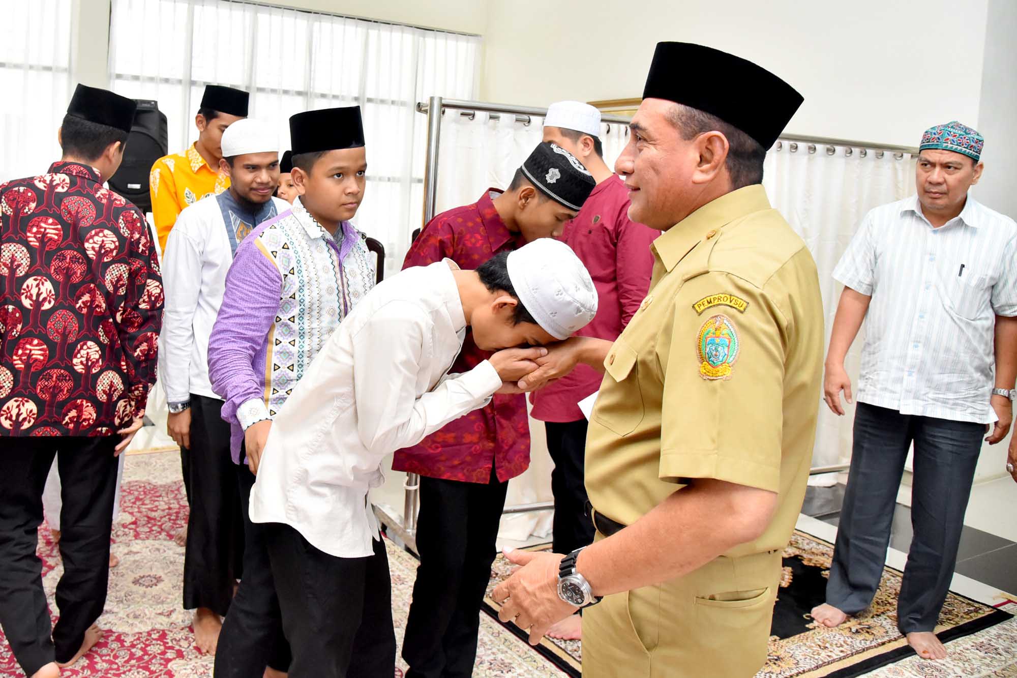 Semangati Peserta STQN,  Gubernur Edy Janjikan Hadiah Umrah