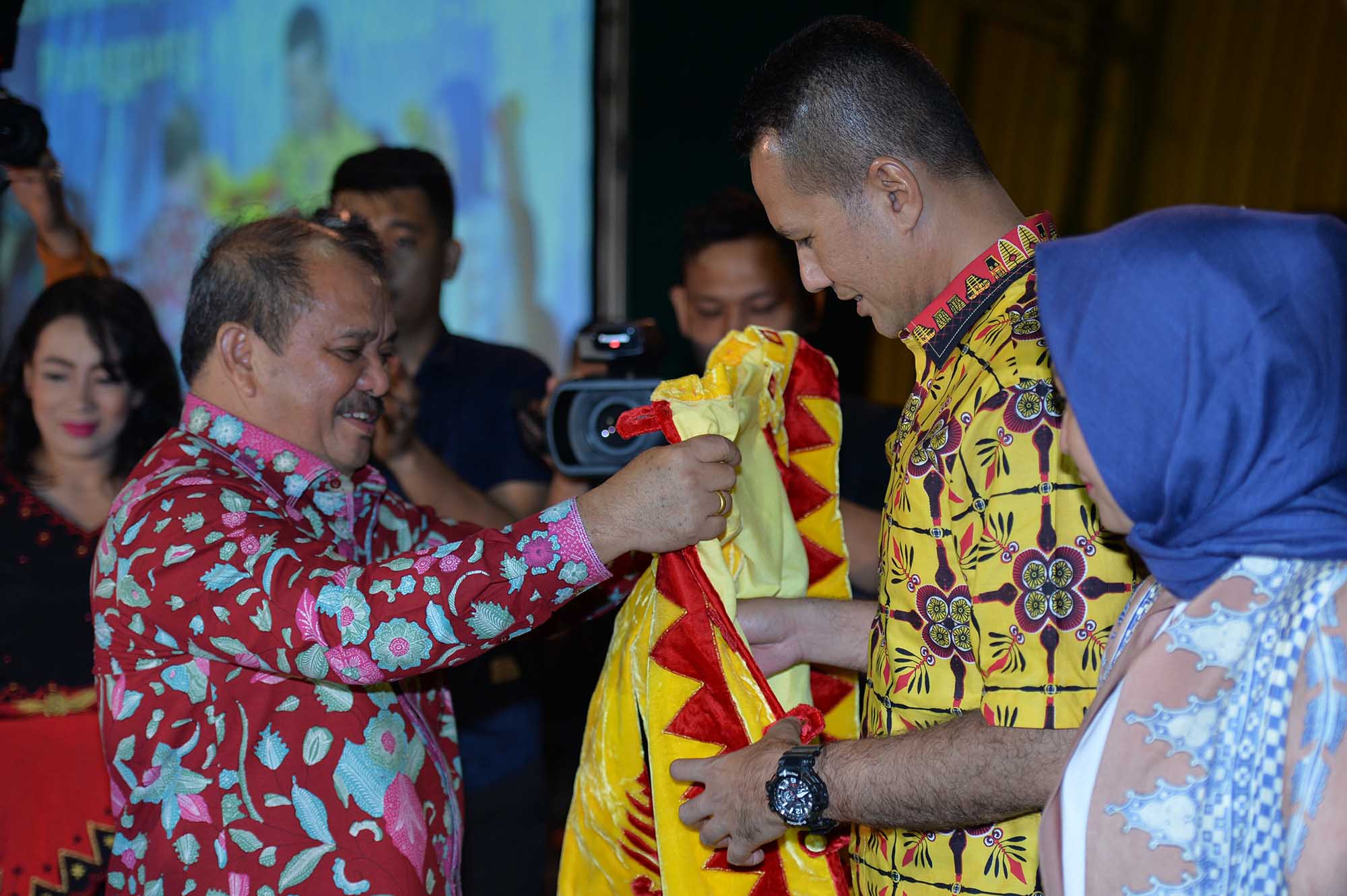 Pagelaran Seni Budaya Gunungsitoli,Â Wagub Sumut Ingatkan MasyarakatÂ Sambut dan Sukseskan Sail Nias 2019