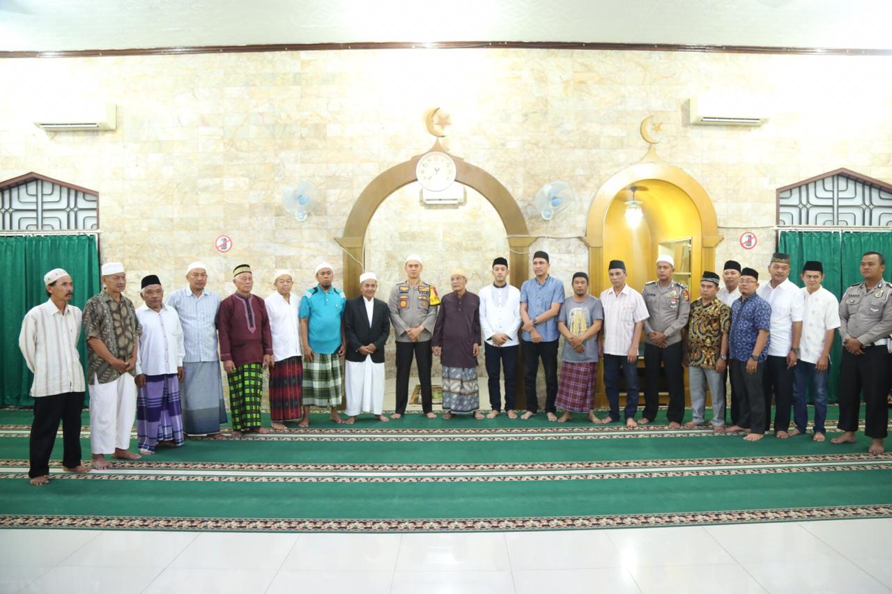 KBP Dadang Hartanto : Sholat Subuh Untuk Ibadah Mendekatkan Diri Kepada Allah Swt