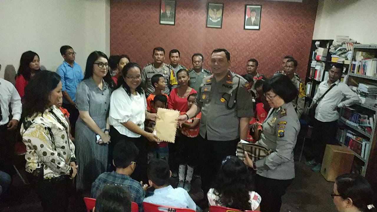 Personil Polsek Medan Baru Gelar Doa Bersama Anak Yatim Untuk Kesuksesan Pengamanan Pileg dan Pilpres 2019