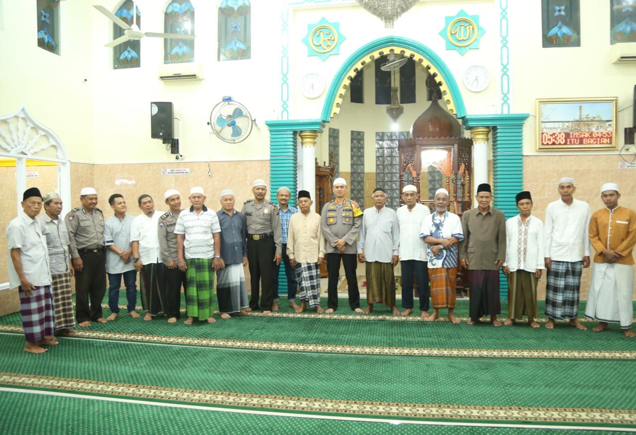 Kombes Pol Dadang Hartanto : Program Sholat Subub Berjamaah Menjadikan Polisi Yang Amanah