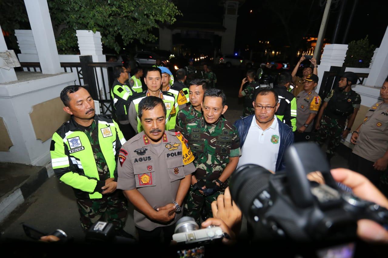 Kapolrestabes Medan Dampingi Kapolda Sumut Patroli Gabungan TNI-Polri