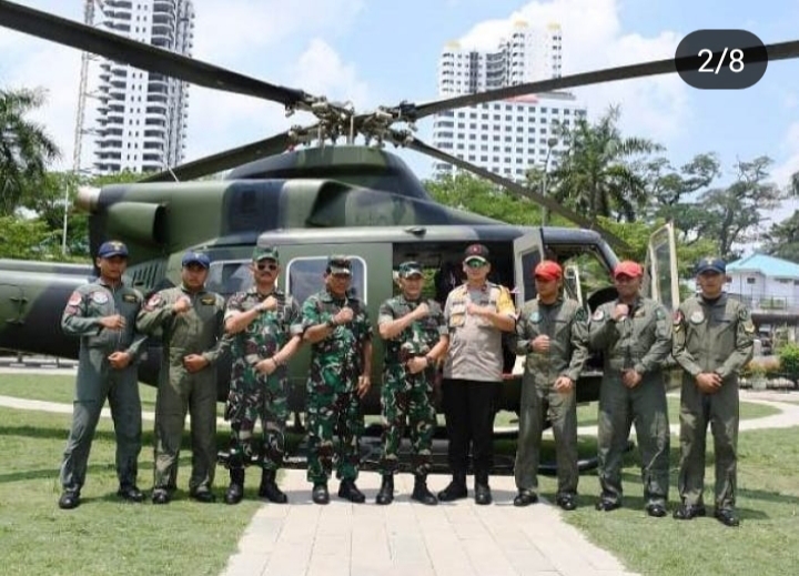Cipta Kondisi Pemilu 2019 Naik Helikopter, Pangdam I/BB Bersama Kapoldasu Patroli Wilayah Kota Medan dan Binjai