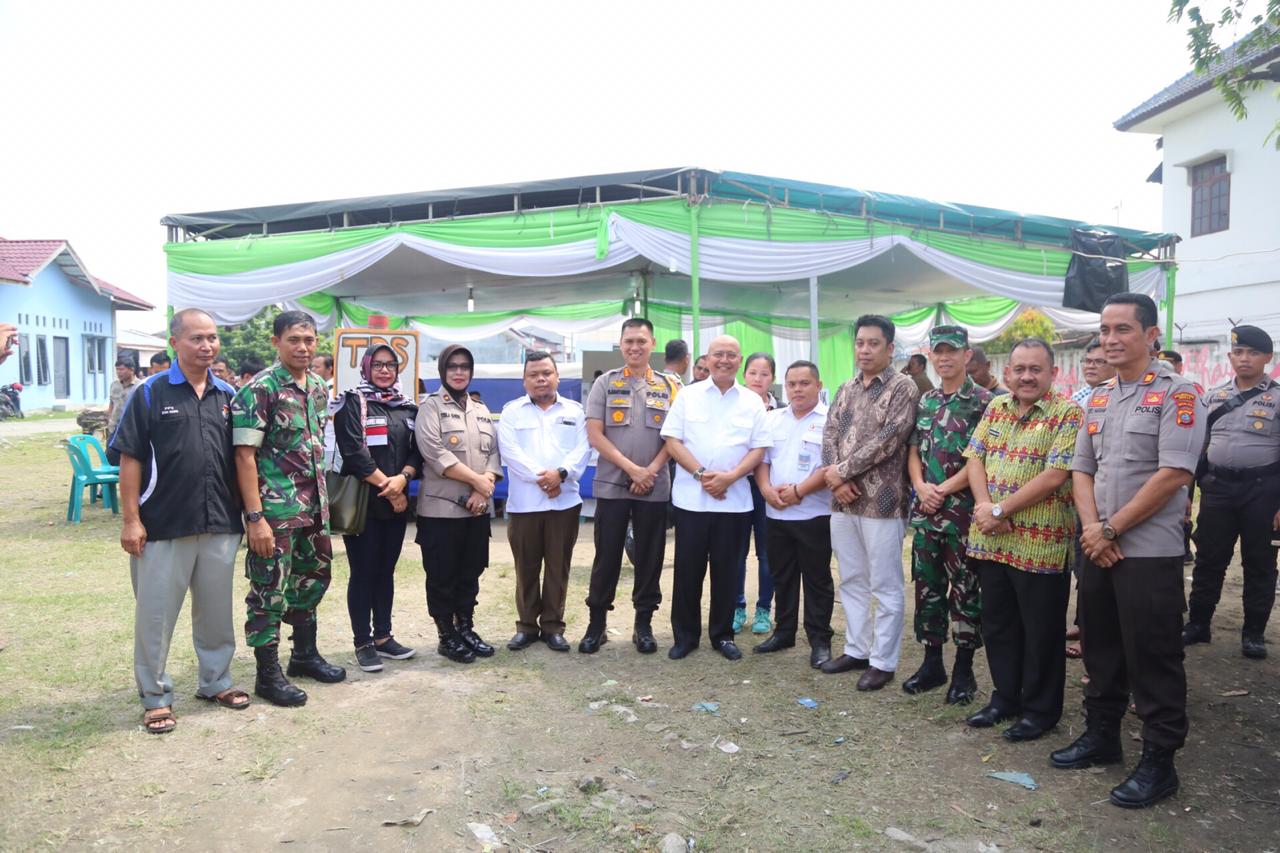 Kapolrestabes Medan Bersama Walikota Medan dan Dandimtabes O201/BS Pantau Pemungutan Suara Ulang