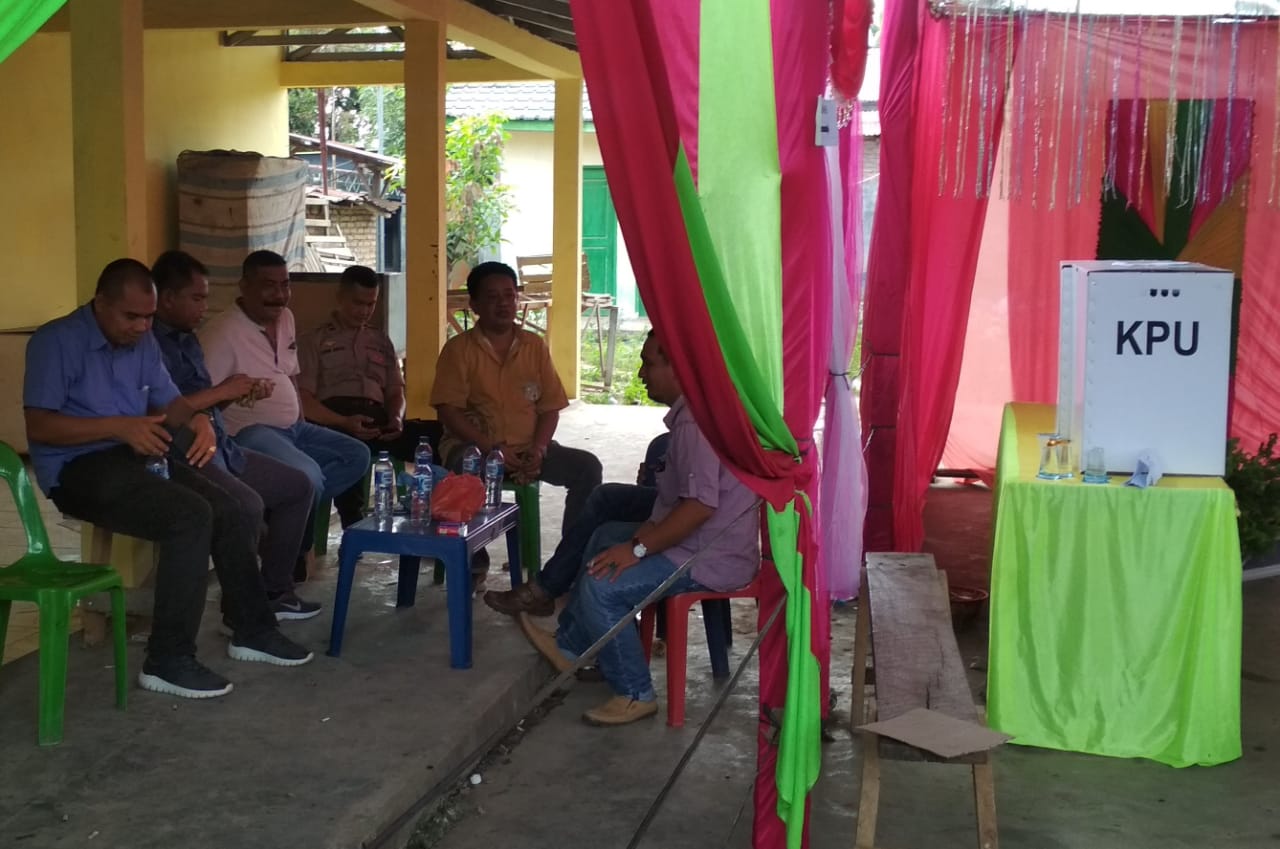 Wabup Darma Wijaya Tinjau Pelaksanaan PSU di TPS 001 Desa Suka Sari Pegajahan