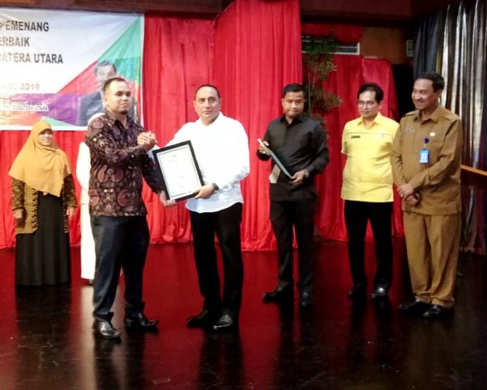 Pemkab Labuhanbatu Terima Penghargaan Juara I Lomba Taman Bacaan Terbaik Sumatera Utara
