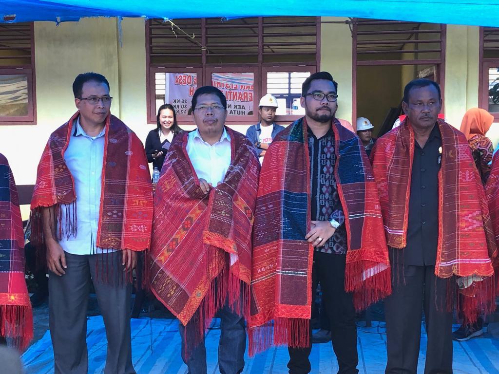 Masuknya Listrik Desa Diharapkan Siswa Meningkatkan Semangat Belajarnya