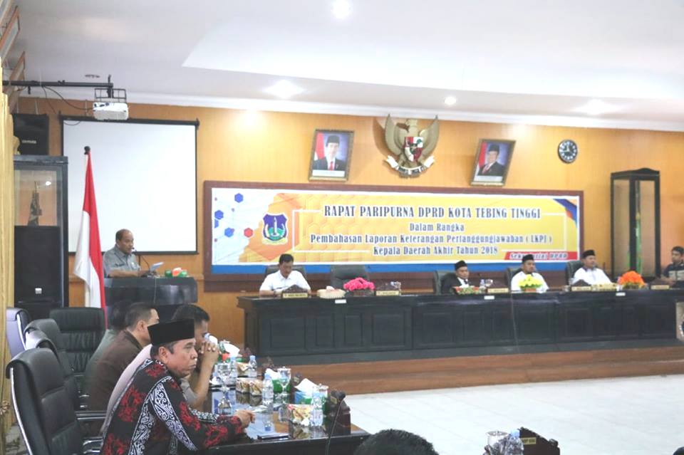 DPRD  Sampaikan Rekomendasi LKPJ  T.Tinggi 2018
