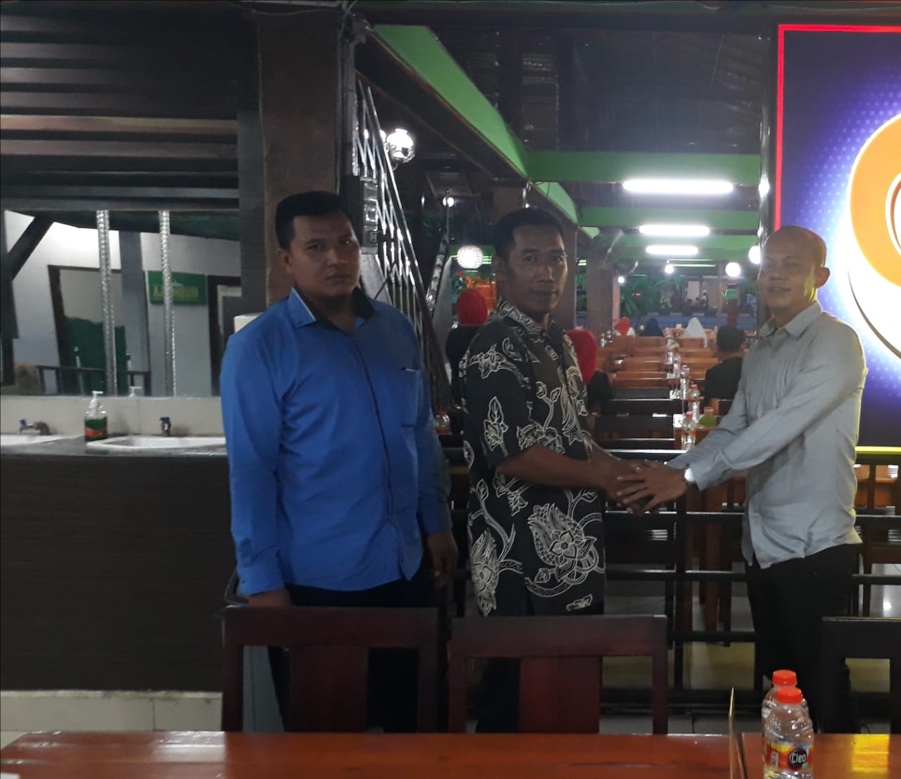 Rumah Jumadi Dibedah Wakil Ketua DPRD Langkat Donny Setha