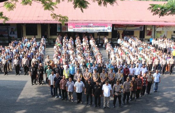 Wali Kota : Pam Swakarsa Dapat Jalankan Tugas dengan Baik