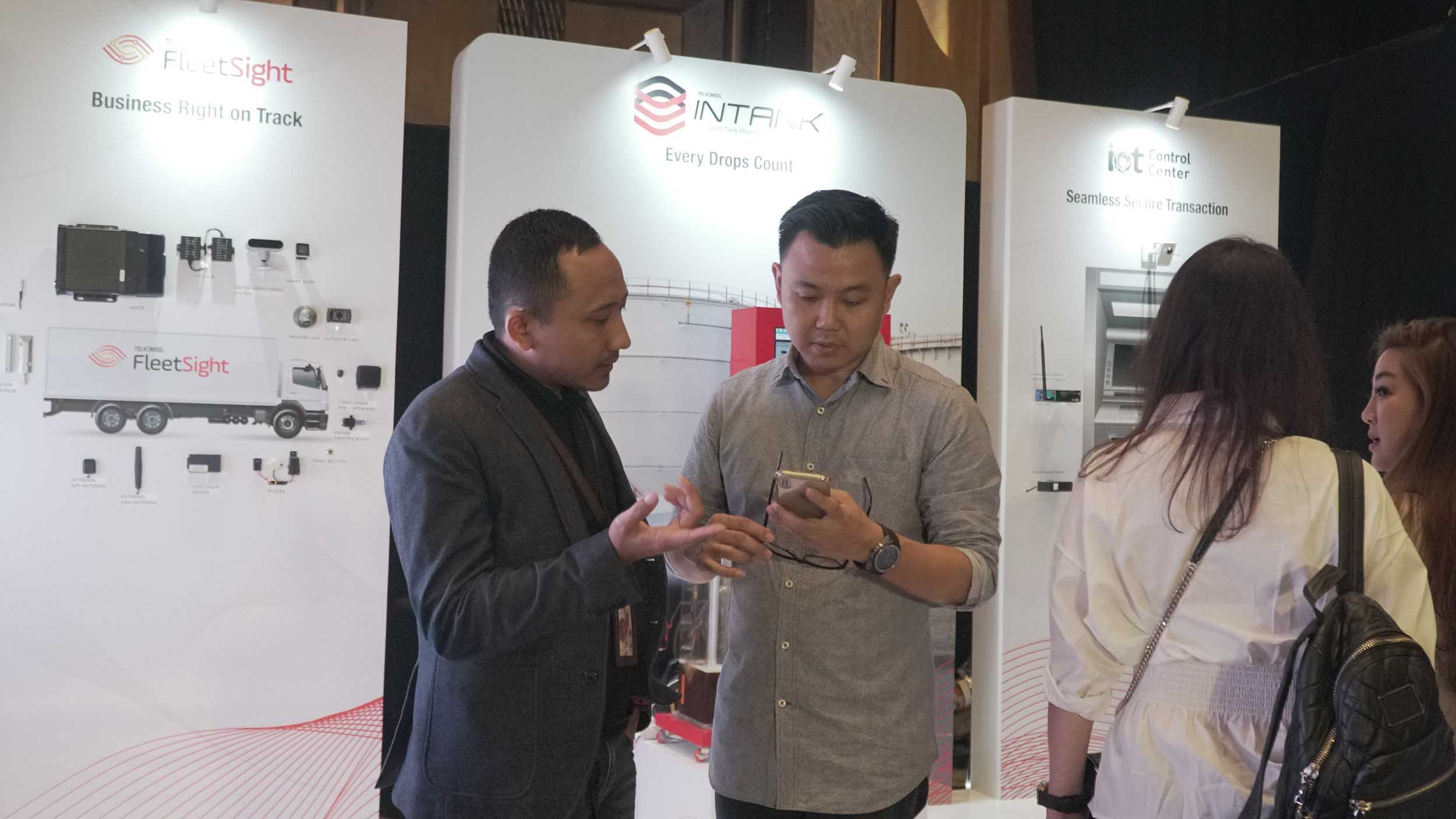 Telkomsel Luncurkan Intelligent Tank Monitoring System