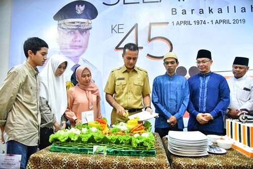 Tasyakuran Milad Wagub Musa Rajekshah,Ustaz Somad Turut Hadir Beri Kejutan