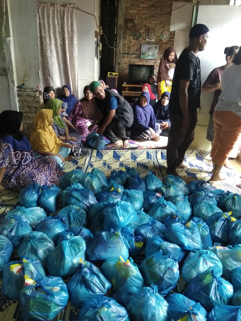 Bakopam Sumut Bagikan 5000 Paket Sembako