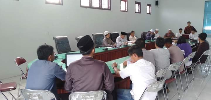 Bupati Galus H Muhammad Amru Pimpin Rakor Pengembangan GRP