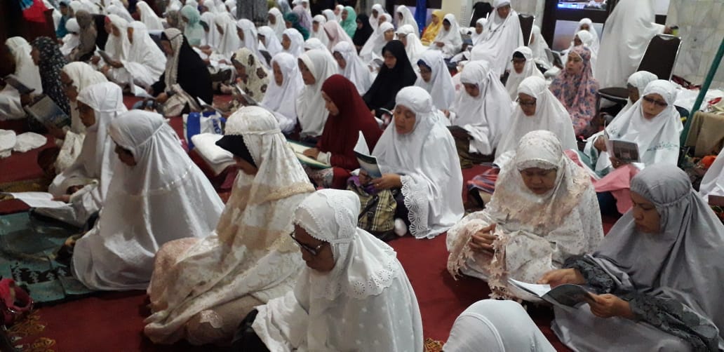 Iktikaf Perdana di Masjid Agung Medan Khusyuk dan Damai