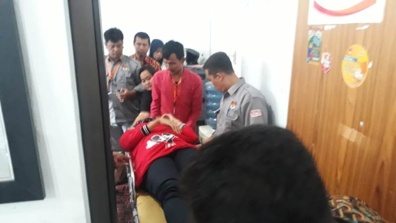 Kasubag Teknis KPU Batubara Pingsan Saat Rekapitulasi