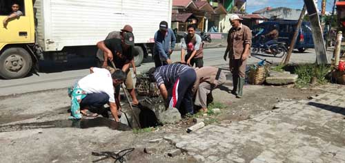 Mamre Runggun GBKP Tigapanah Gelar Gotong-royong