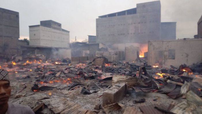 33 Rumah Warga Sei Berombang Labuhanbatu Dilalap Api, 1 Keluarga Jadi Korban