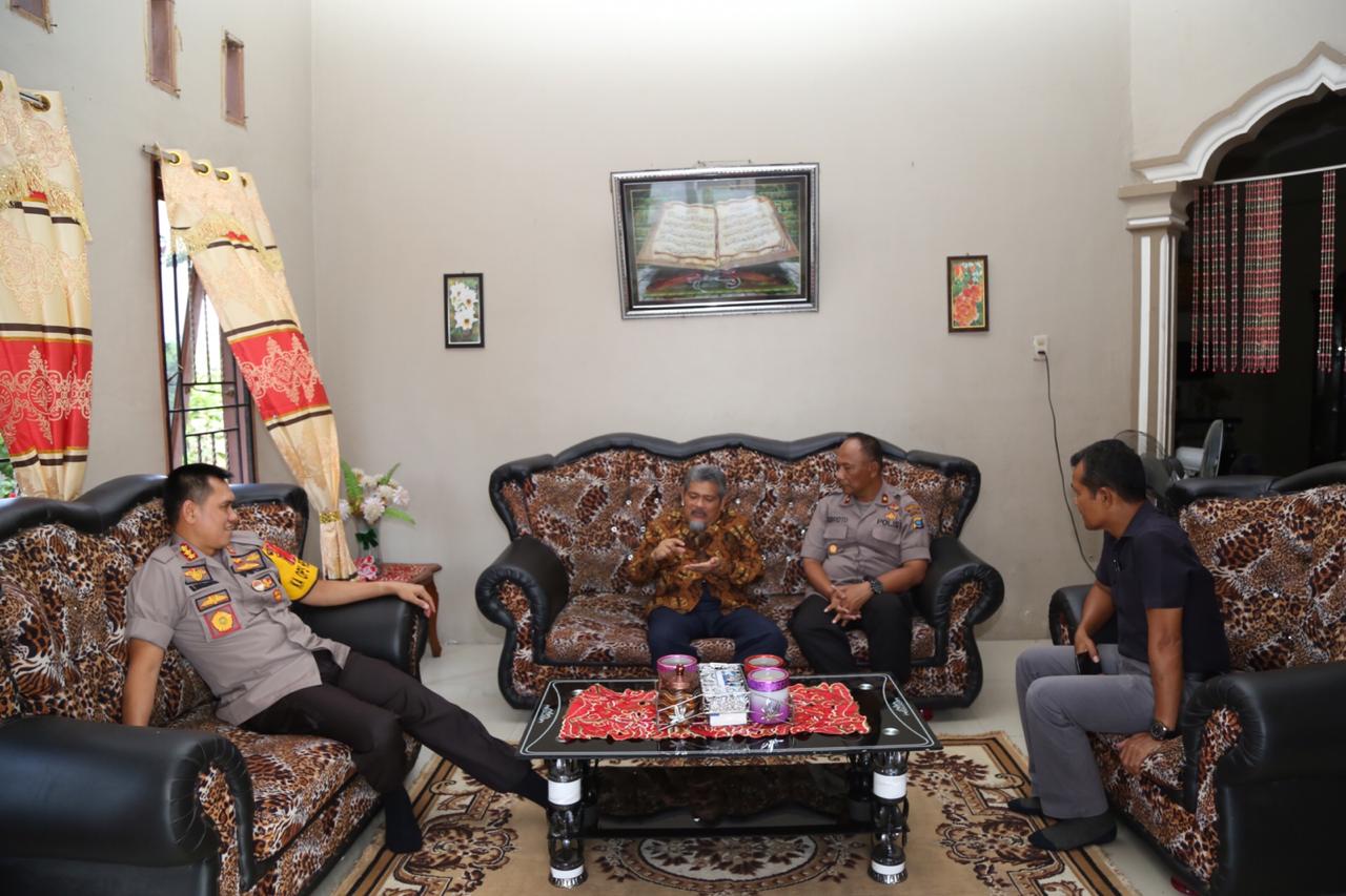 Pererat Komunikasi, Kapolrestabes Medan Anjangsana Ke Rumah Tokoh Agama