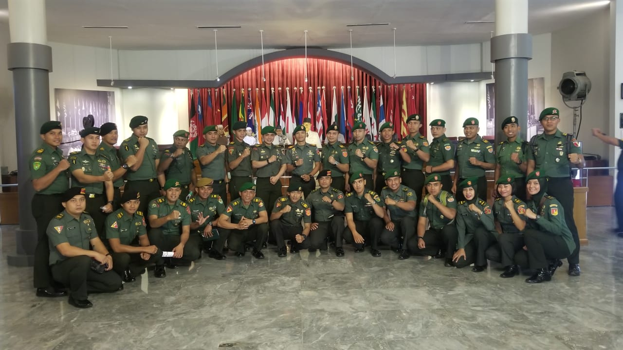 Kunjungan Perwira Siswa Dikpaminperspra MK TA 2019 Pusdik Ajen ke Museum KAA