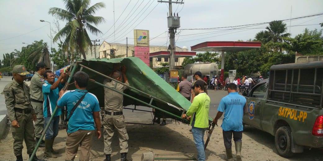 Kecamatan Medan Belawan & Lintas Sektoral Tertibkan PK5
